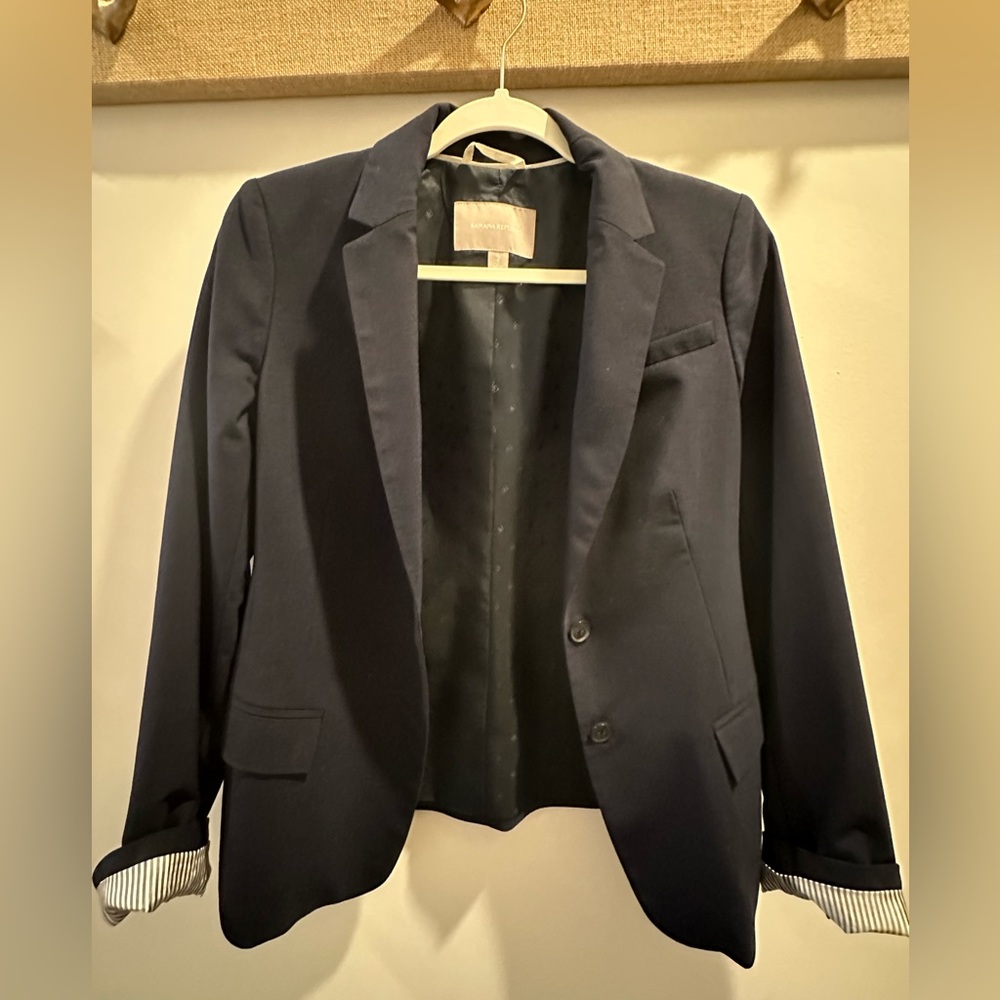 Banana Republic navy blue blazer